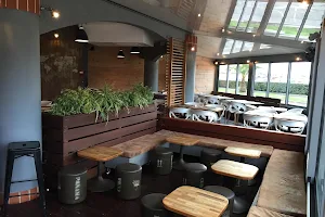 Mafana Zen Café image