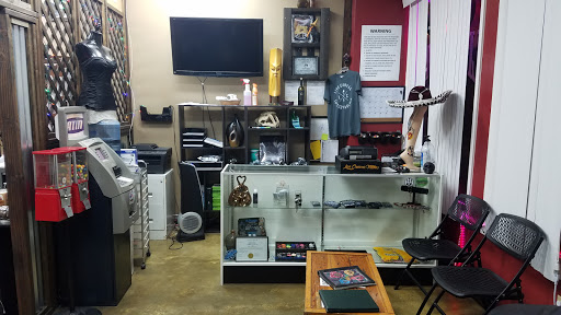 Tattoo Shop «Live Canvas Tattoo Parlour», reviews and photos, 434 Belle Terre Blvd, Laplace, LA 70068, USA