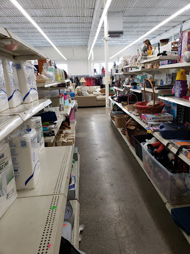 Thrift Store «St. Vincent de Paul Thrift Store», reviews and photos, 28720 Stephenson Hwy, Madison Heights, MI 48071, USA