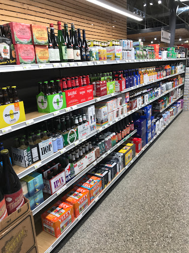 Grocery Store «Plum Market», reviews and photos, 6565 Orchard Lake Rd, West Bloomfield Township, MI 48322, USA