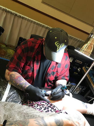 Tattoo Shop «Subjective Art Tattoo, LLC», reviews and photos, 907 Main St NW, Elk River, MN 55330, USA