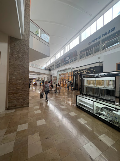 Shopping Mall «Chandler Fashion Center», reviews and photos, 3111 W Chandler Blvd, Chandler, AZ 85226, USA