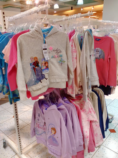Stores to buy women's blouses Valparaiso