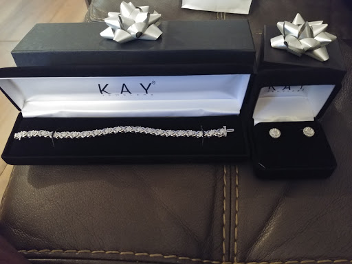 Jewelry Store «Kay Jewelers Outlet», reviews and photos, 1100 Cornerstone Blvd #945, Daytona Beach, FL 32117, USA