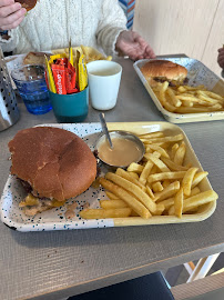 Hamburger du Restaurant de hamburgers Miam Miam Burger à Villeneuve-le-Comte - n°17