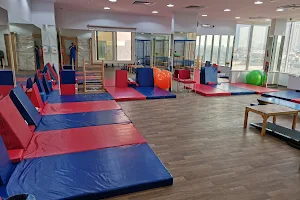 مركز إرادة الطفل للعلاج الطبيعي والتأهيل Child Will Pediatric Therapy Center image