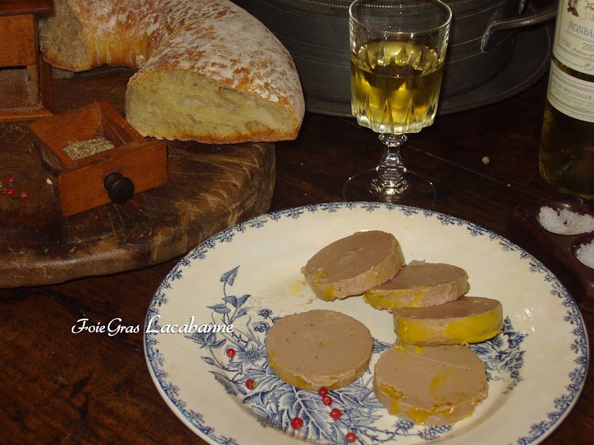 Foie Gras Lacabanne - La Ferme de Charnaillas à La Bachellerie (Dordogne 24)