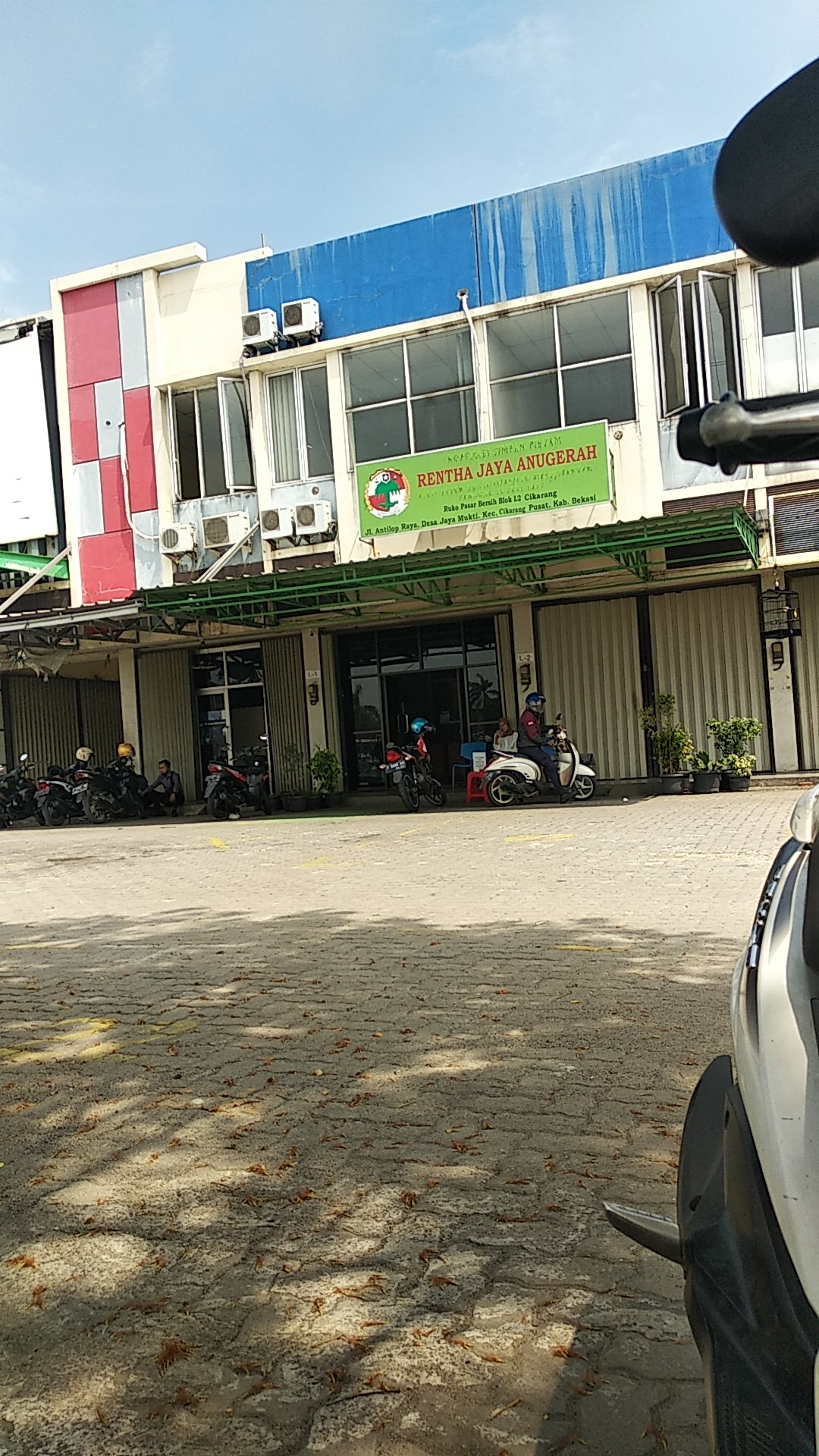 Pasar bersih jababeka pintu 11