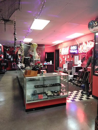 Tattoo Shop «Kustom Culture Tattoo», reviews and photos, 290 West Ave, Tallmadge, OH 44278, USA