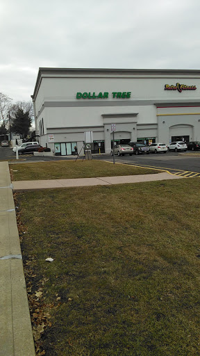 Dollar Store «Dollar Tree», reviews and photos, 45 Raritan Ave #2, Raritan, NJ 08869, USA