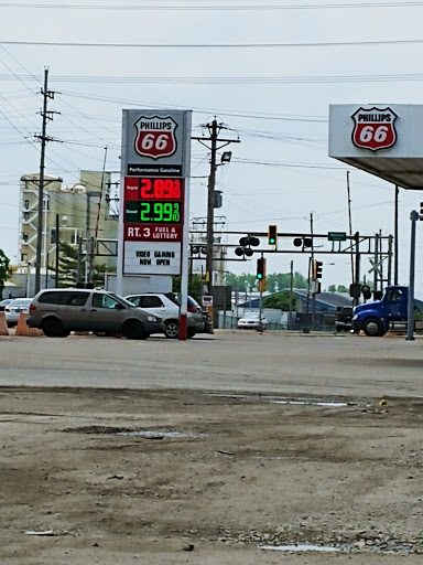 Gas Station «Route 3 Fuel and Liquor», reviews and photos, 2400 Mississippi Ave, Sauget, IL 62201, USA