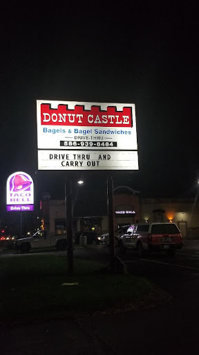 Donut Shop «Donut Castle», reviews and photos, 11831 E 13 Mile Rd, Warren, MI 48093, USA