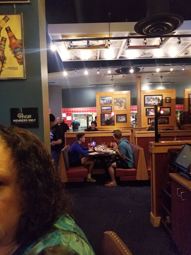 Shopping Mall «The Promenade Shops at Saucon Valley», reviews and photos, 2845 Center Valley Pkwy, Center Valley, PA 18034, USA