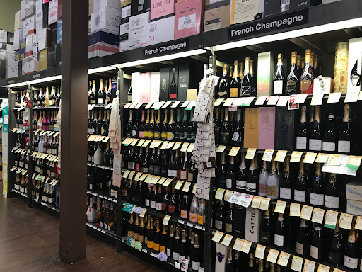 Wine Store «Total Wine & More», reviews and photos, 5048 Airport Pulling Rd S, Naples, FL 34105, USA