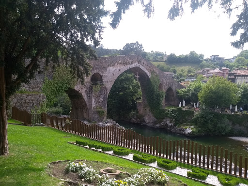 Información y opiniones sobre Cangas De Onis Y Pueblos Alrededores de Cangas De Onís