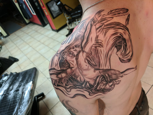 Tattoo Shop «Twisted Tattoo & Body Piercing», reviews and photos, 4168 N Elston Ave, Chicago, IL 60618, USA