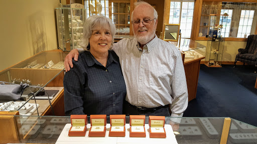 Jeweler «Innsbruck Jewelers», reviews and photos, 2030 Silver Lake Rd NW, New Brighton, MN 55112, USA