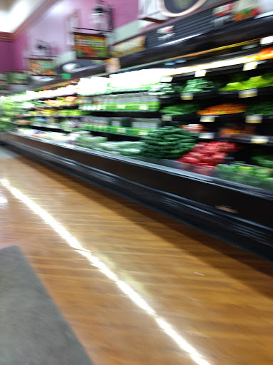 Grocery Store «ShopRite», reviews and photos, 2102-2130 N 2nd St, Millville, NJ 08332, USA