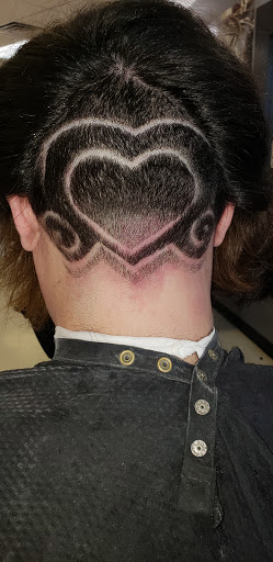 Barber Shop «Chacabana Barber Shop», reviews and photos, 5002 Eisenhauer Rd, San Antonio, TX 78218, USA