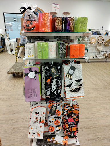 Department Store «HomeGoods», reviews and photos, 3200 N Federal Hwy, Fort Lauderdale, FL 33306, USA