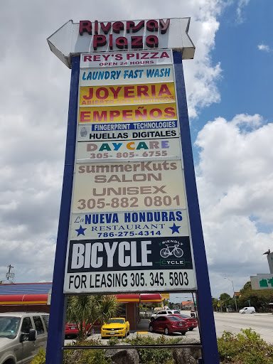 Bicycle Store «Friendly Cycle Bike Shop», reviews and photos, 1014 E 8th Ave, Hialeah, FL 33010, USA