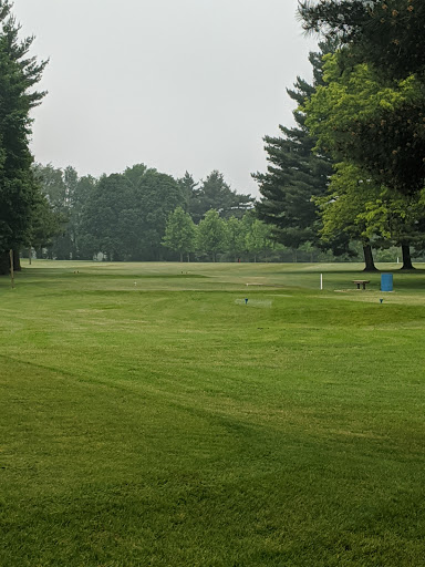 Golf Course «Spring Hills Golf Course», reviews and photos, 6571 S Cleveland Massillon Rd, Clinton, OH 44216, USA