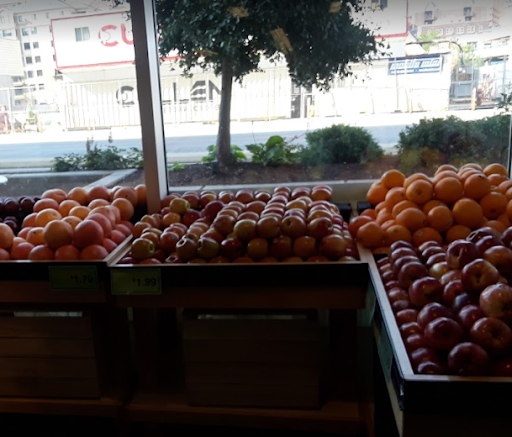 Supermarket «Fresh Madison Market», reviews and photos, 703 University Ave, Madison, WI 53715, USA