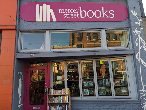 Used Book Store «Mercer Street Books», reviews and photos, 7 Mercer St, Seattle, WA 98109, USA