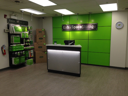 Storage Facility «Extra Space Storage», reviews and photos, 5525 W Roosevelt Rd, Cicero, IL 60804, USA