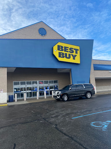 Electronics Store «Best Buy», reviews and photos, 16221 Ford Rd, Dearborn, MI 48126, USA