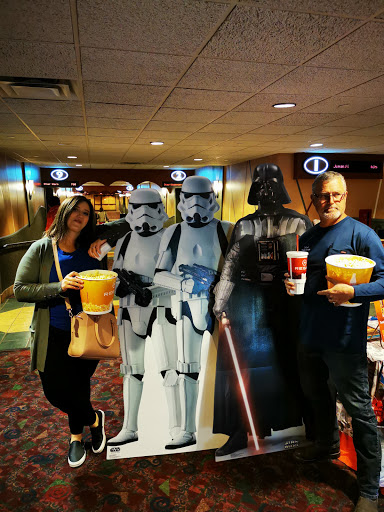 Movie Theater «Regal Cinemas Green Valley Ranch 10», reviews and photos, 2300 Paseo Verde Pkwy, Henderson, NV 89052, USA