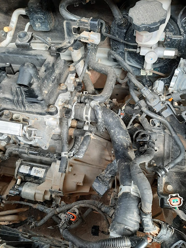 TALLER AUTOMOTRIZ ADIEL