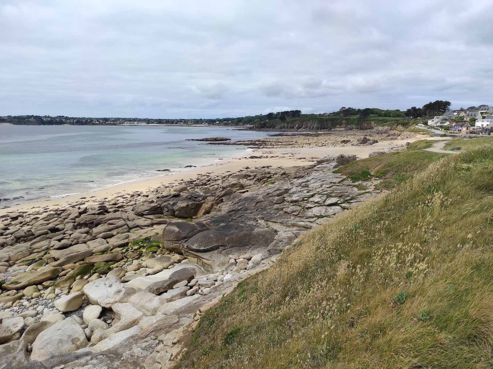 Foto af Plage de Portez med blåt rent vand overflade