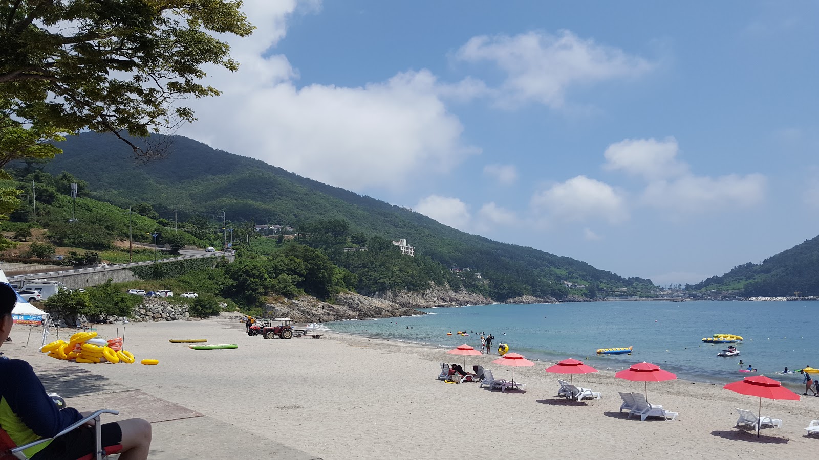 Sulli Beach'in fotoğrafı ve yerleşim