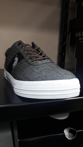 Shopping Mall «Faribo West Mall», reviews and photos, 200 Western Ave NW, Faribault, MN 55021, USA