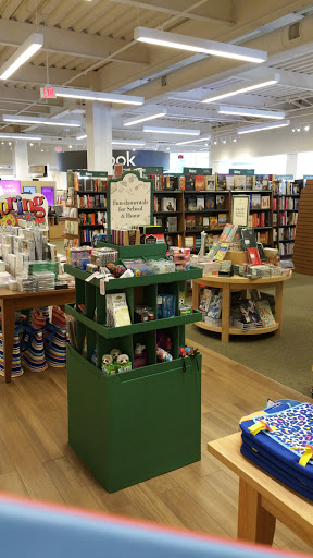 Book Store «Barnes & Noble», reviews and photos, 7227 SW Bridgeport Rd, Tigard, OR 97224, USA