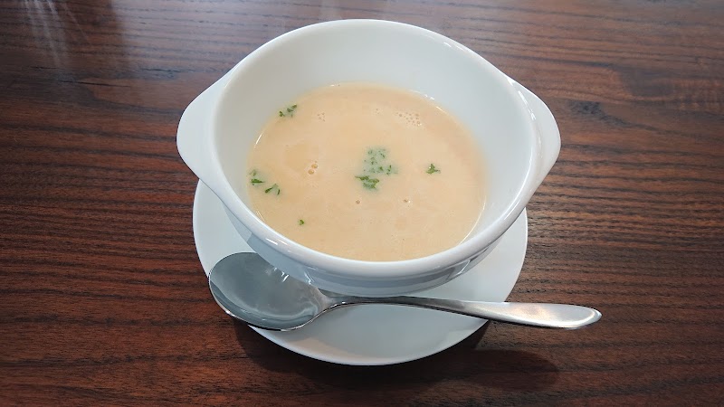 つばくろ キッチン