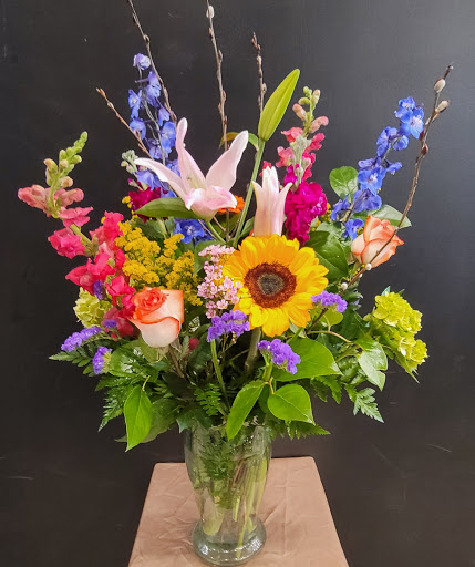 Florist «Central Florist», reviews and photos, 252 N Central Ave, Valley Stream, NY 11580, USA