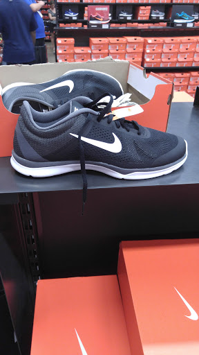 Shoe Store «Nike Factory Store», reviews and photos, 2692 Madison Rd, Cincinnati, OH 45208, USA