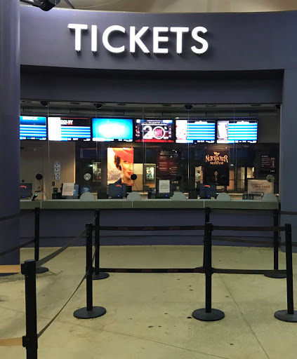 Movie Theater «AMC DINE-IN Grapevine Mills 30», reviews and photos, 3150 Grapevine Mills Pkwy, Grapevine, TX 76051, USA