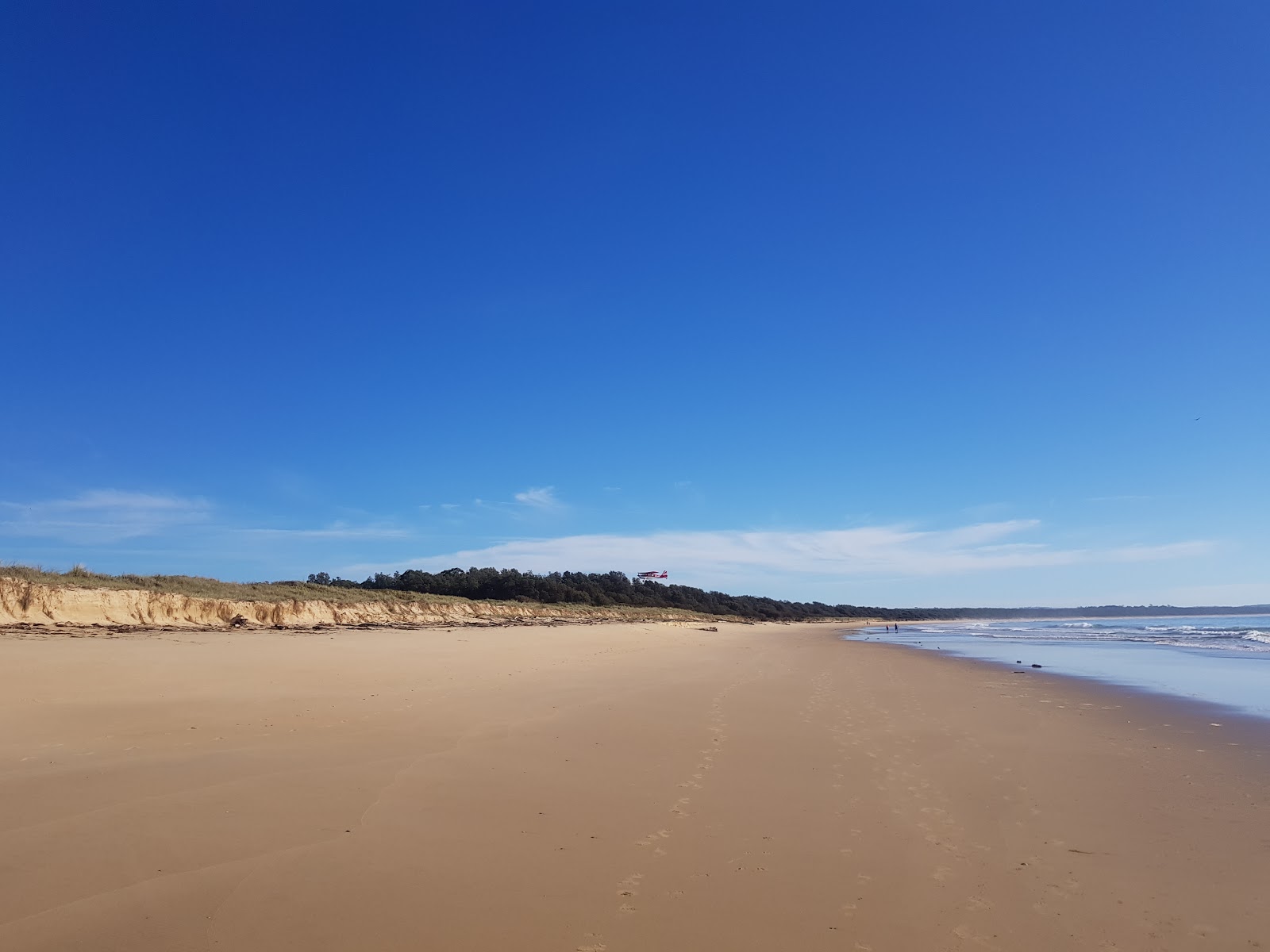 Bengello Beach photo #7