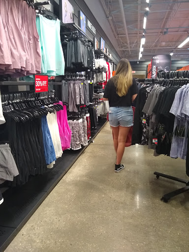 Shopping Mall «Silver Sands Premium Outlets», reviews and photos, 10562 Emerald Coast Pkwy W, Miramar Beach, FL 32550, USA