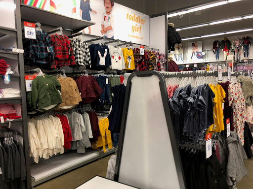 Clothing Store «Old Navy», reviews and photos, 45215 Worth Ave, California, MD 20619, USA