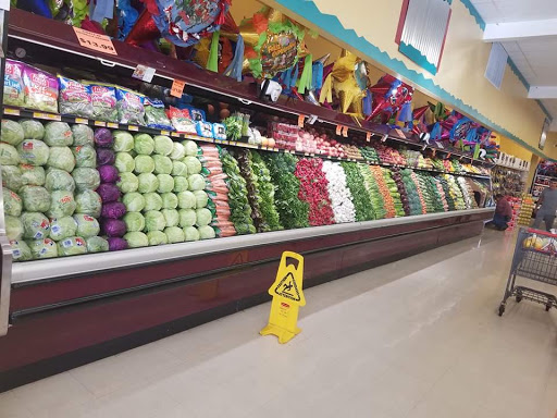 Supermarket «Santa Fe Foods Los Banos», reviews and photos, 1109 6th St, Los Banos, CA 93635, USA