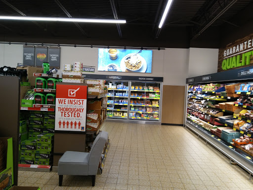 Supermarket «ALDI», reviews and photos, 1702 Brady St, Davenport, IA 52803, USA