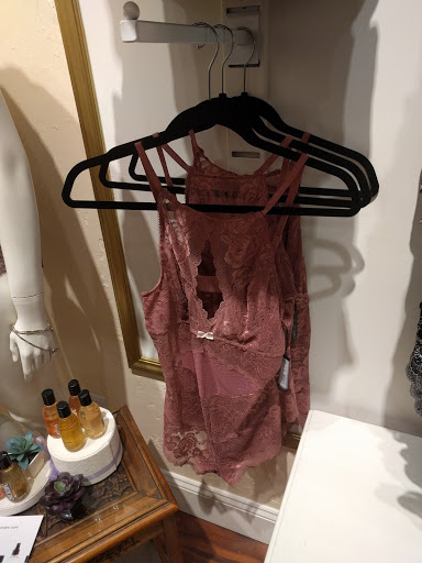 Lingerie Store «A Revelation in Fit», reviews and photos, 3974 Piedmont Ave, Oakland, CA 94611, USA