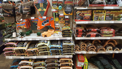 Pet Store «Miles of Exotics», reviews and photos, 8350 N Broadway, Kansas City, MO 64118, USA