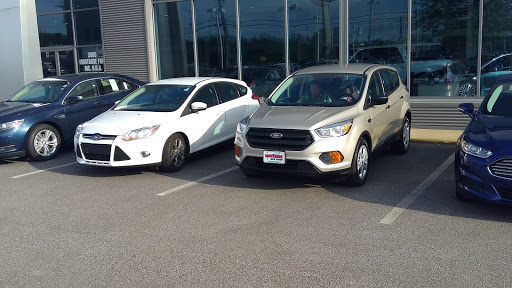 Used Car Dealer «Montrose Ford in Fairlawn», reviews and photos, 3960 Medina Rd, Fairlawn, OH 44333, USA