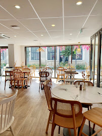 Atmosphère du Café Bloom café à Saint-Ouen-sur-Seine - n°1