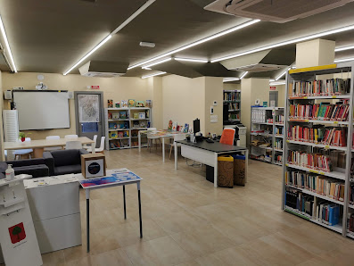 Biblioteca Pública Municipal Adunako Udal Liburutegia Herriko Plaza, 3, 20150 Aduna, Gipuzkoa, España